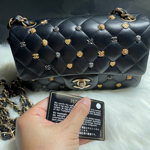 Auth mini lucky charm Chanel - Picture 12 of 12
